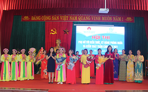 https://hatrung.thanhhoa.gov.vn/portal/Photos/2021-10/c0bbbd49de8a335dIMG_0026.JPG