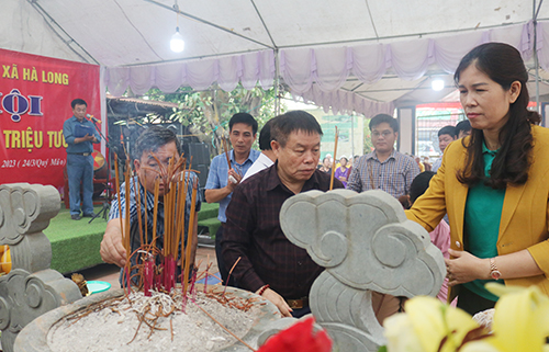 https://hatrung.thanhhoa.gov.vn/portal/Photos/2023-05/7d096e55b9ec233dIMG_9782.JPG