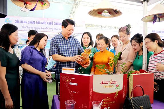 https://chuyendoiso.thanhhoa.gov.vn/upload/images/2024/03/phu-nu-1.jpg