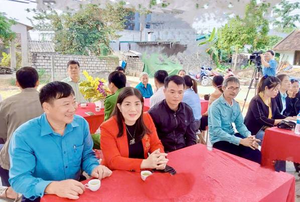 https://hatrung.thanhhoa.gov.vn/portal/Photos/2024-11/ac8a98472ab548ddz6056871086757_7f11de2250c3fc9c653d90a54a9b2de7.jpg