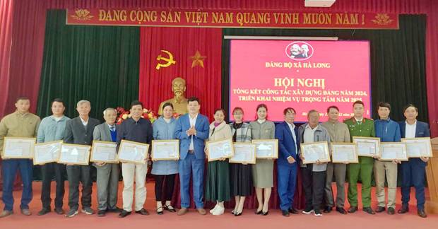 https://hatrung.thanhhoa.gov.vn/portal/Photos/2024-12/e723a99247f35fedz6154534130945_9f6b0744acef0dad9d18a407e71f77ce.jpg