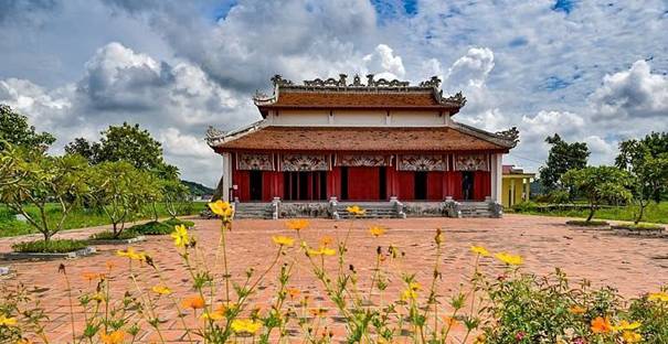 https://hatrung.thanhhoa.gov.vn/portal/Photos/2025-05/d481408cd04a31ddz6596185730667_4b459c0675b822b590d4ef10392998dd.jpg
